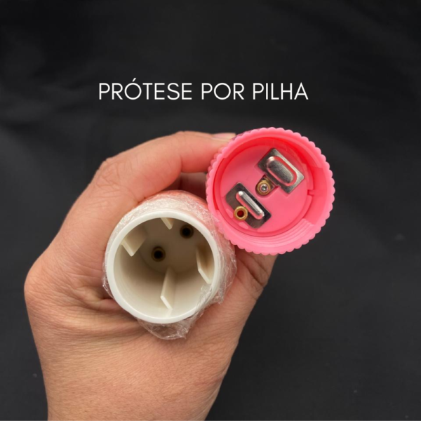 Máquina de Sexo Fucking Machine Bivolt 220v e 110v Vibratória - Movimentos de Vai e Vem que Simulam Penetração Real - Pênis Macio - Possui Vibração - Utiliza 2 pilhas AA - Acompanha 1 Pênis + Controle de Velocidades - Image 6