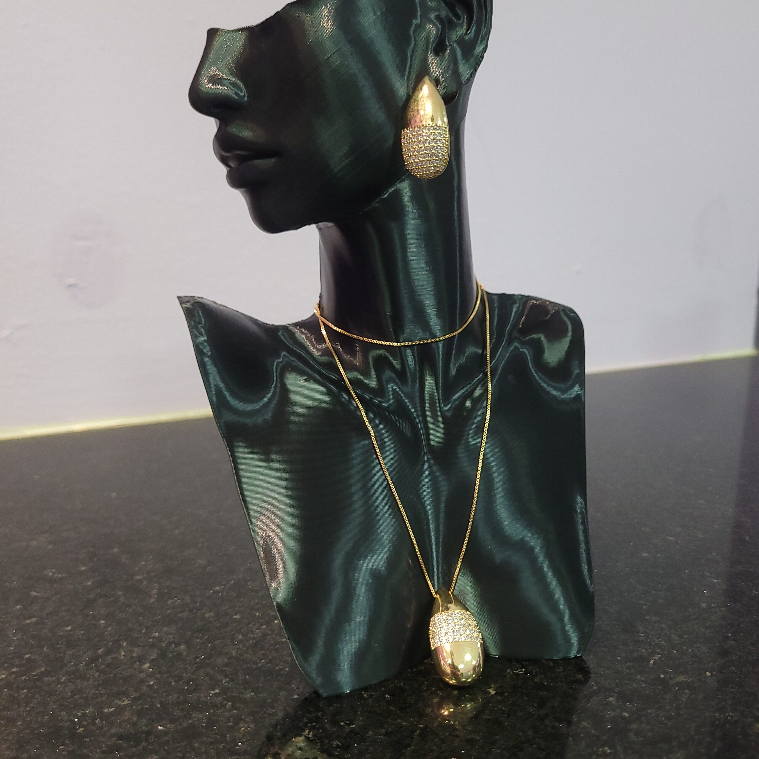 Conjunto Brinco e Colar – 02