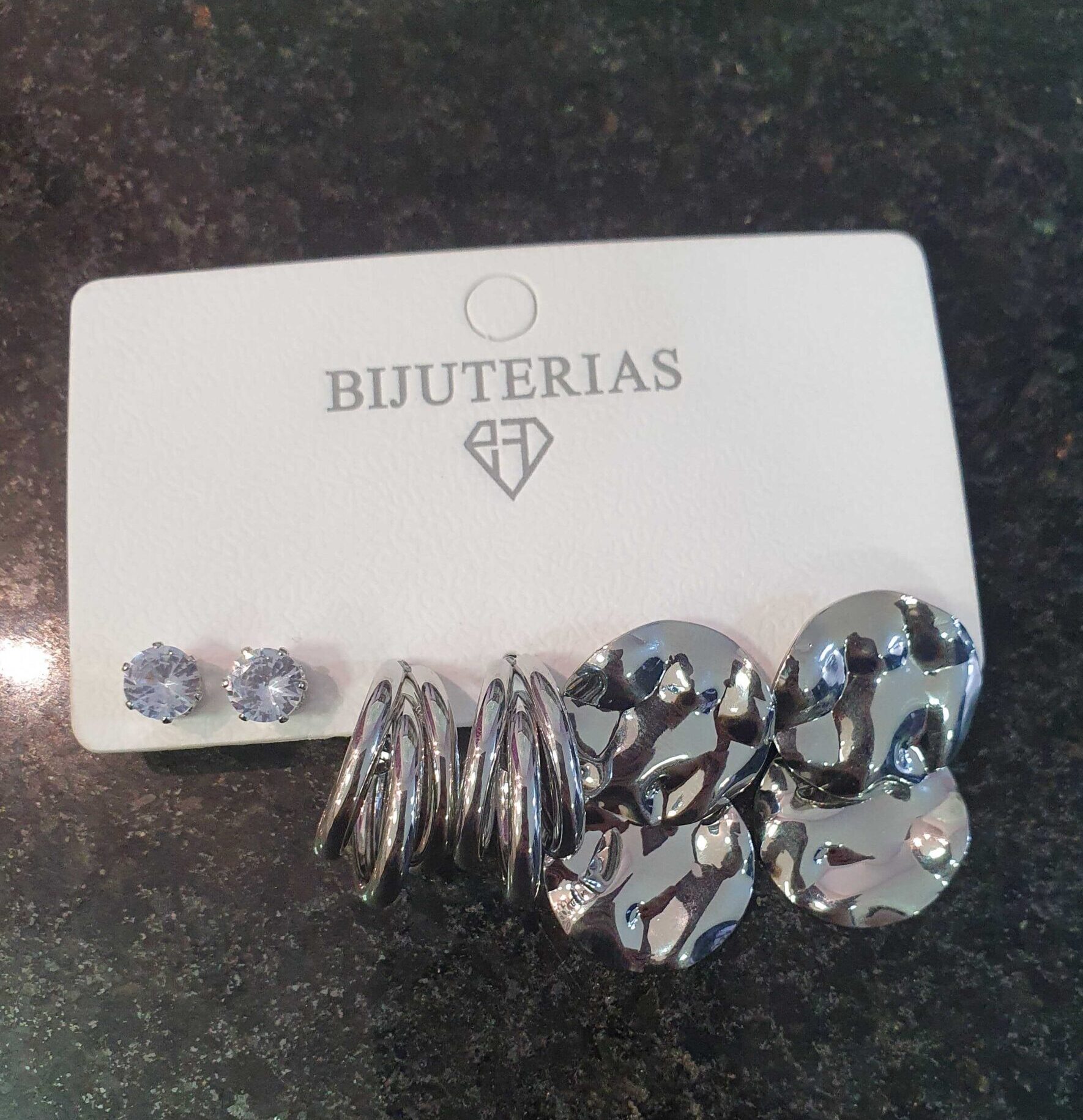 Kit de Brincos Folheado Prata – 01