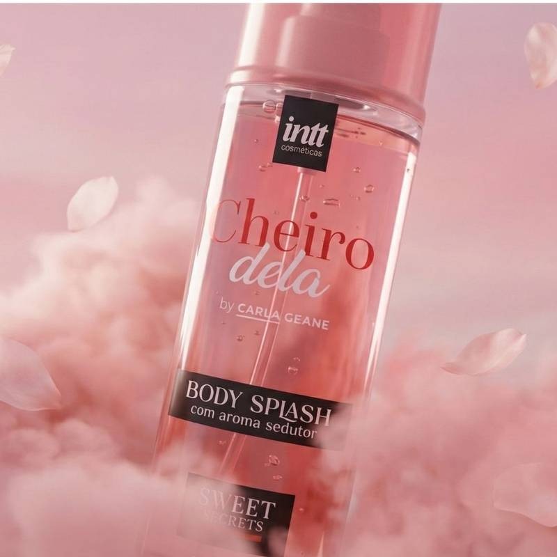Body Splash Cheiro Dela - Contém Feromônio Feminino Afrodisíaco - Aroma Doce Marcante - Fixação de Longa Duração - By Carla Geane 3 Body Splash Cheiro Dela - Contém Feromônio Feminino Afrodisíaco - Aroma Doce Marcante - Fixação de Longa Duração - By Carla Geane - Imagem 3